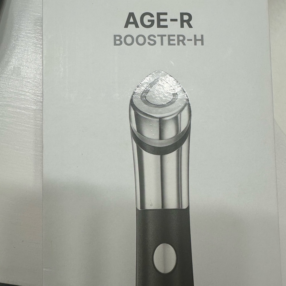 Medicube Age-R Booster H Silver Black Digital Rechargeable Face Massager